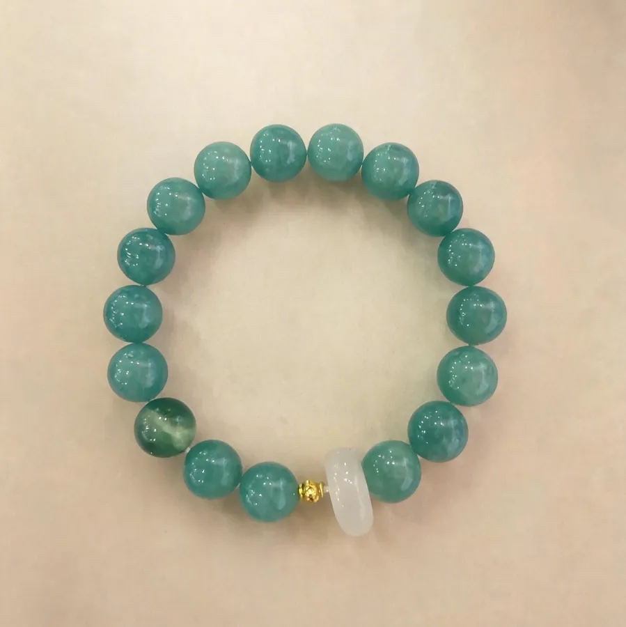 Green Agate Beaded Bracelet, Handmade Stretch Bracelet, One of a Kind Gemstone Gift